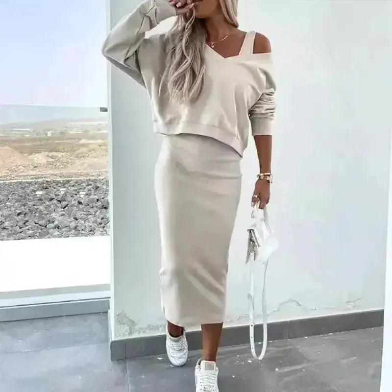 Stylish Women's V-Neck Set - Illumiwave 2025 CollectionSpring Autumn Women's V-Neck Vest & Skirt Set IllumiWave